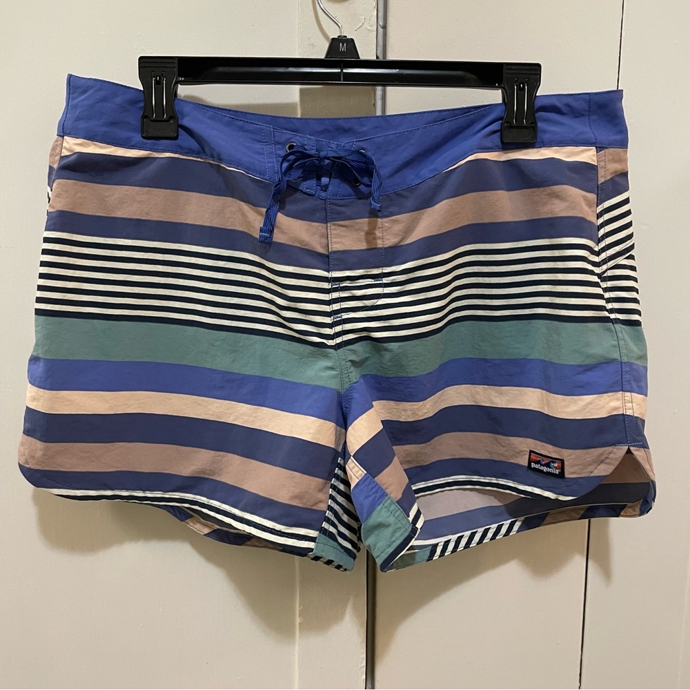 Patagonia women’s Multicolor Striped Swim board shorts size 14